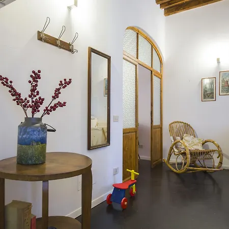 Guesthost - San Lorenzo Charm - Nook Apartment *