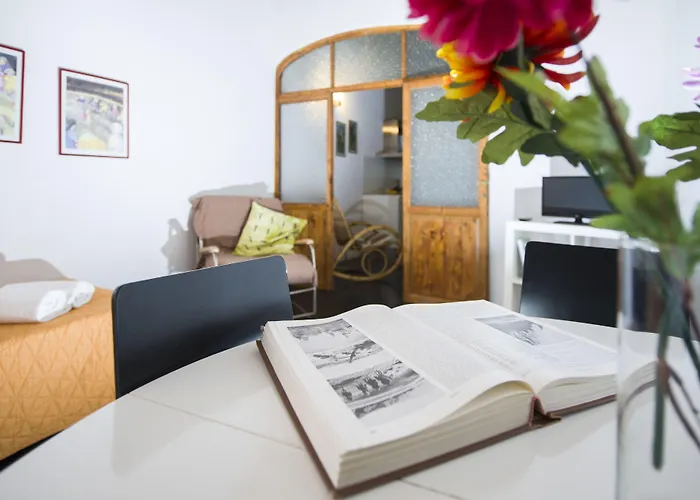 Guesthost - San Lorenzo Charm - Nook Apartment *